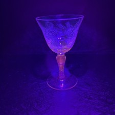 Selenium Pink Glass Etched Rose 3 Cordial Glasses Vintage 2 Pc Set