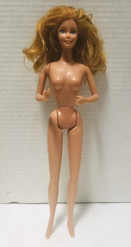 Vintage 1966 Mattel Strawberry Blonde Long Hair Ring Finger Twist Bend Legs