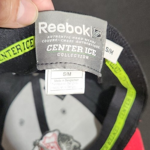 Reebok Chicago Blackhawks Hat Cap Logo Center Ice Collection Snapback Grey Fitte - Picture 7 of 9