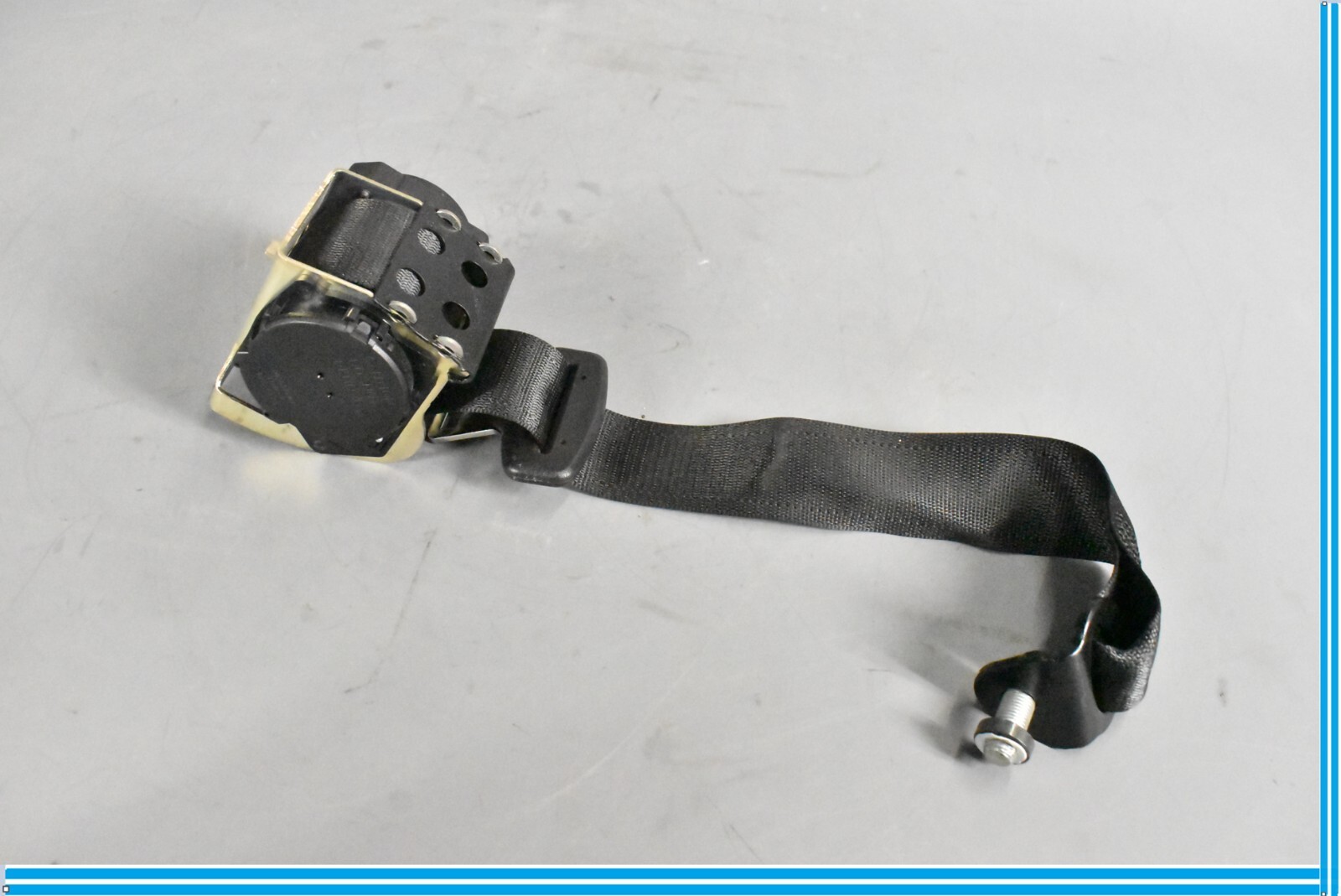 Maserati Quattroporte 2004-2013 Rear Seat belt retractor Black