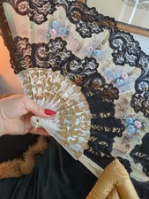 Large Antique Mother Of Pearl Black Lace Hand Painted Flower Fan