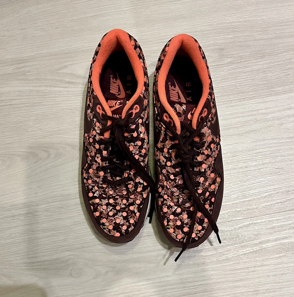 Size 10 - Women's Burgundy Nike Air Max 1 Liberty Flower Excellent Condition - Image 3 of 4