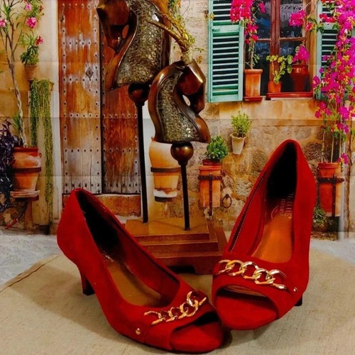 Women's heels by Aerosoles Heelrest