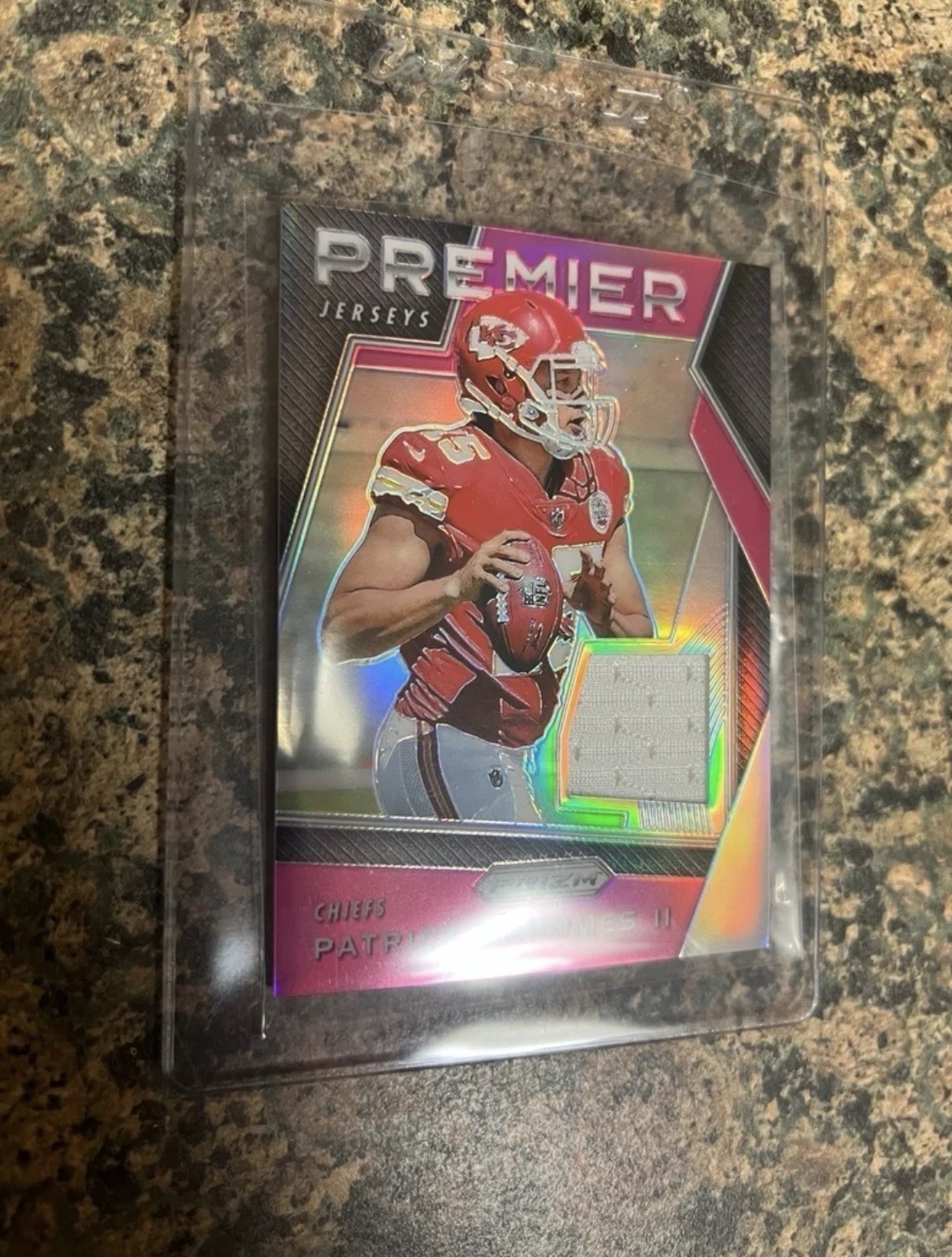 2017 Patrick Mahomes RC Prizm Premier Jerseys Pink Prizm