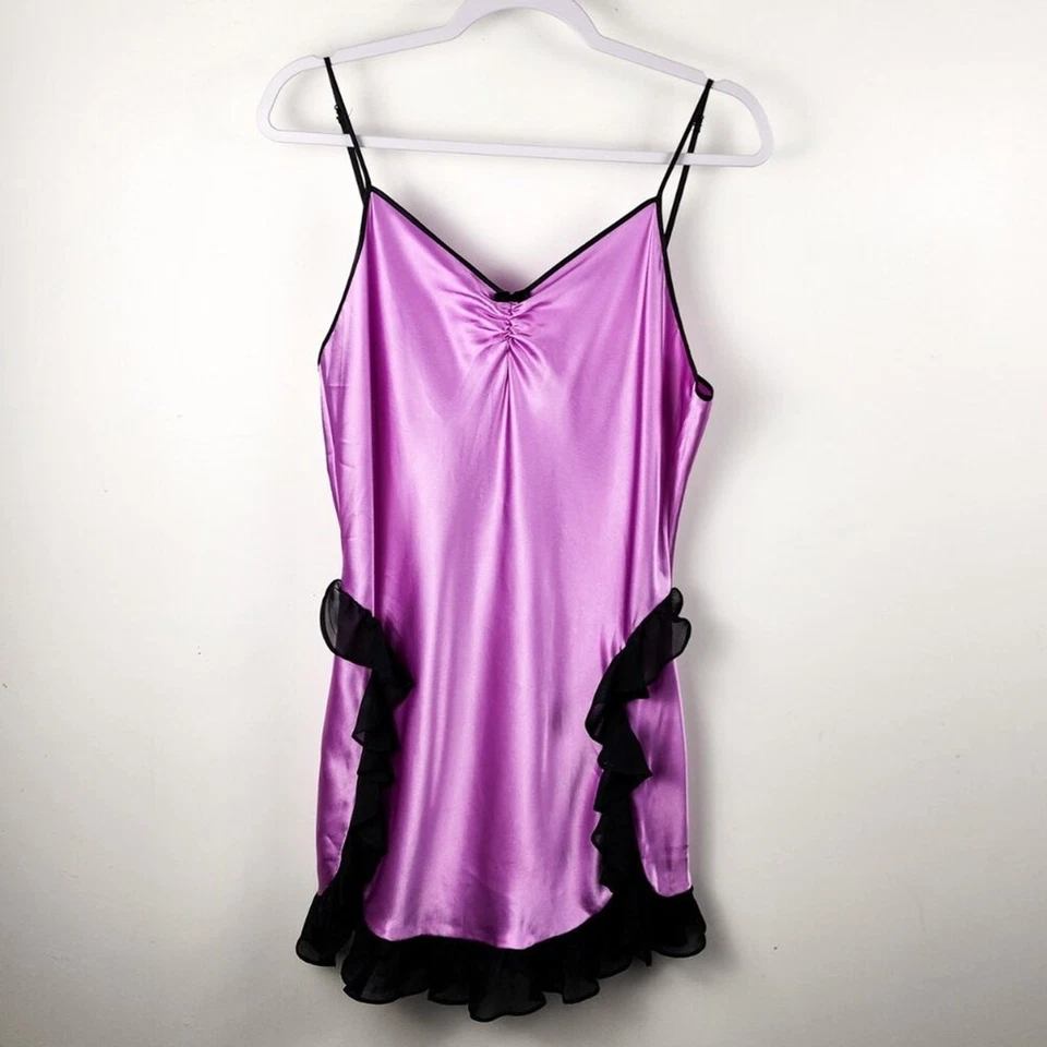 Vestido Betsey Johnson Íntimo Violeta Satinado Sin Mangas Talla Grande Sexy Fecha Noche Emo Foto 2 de 4