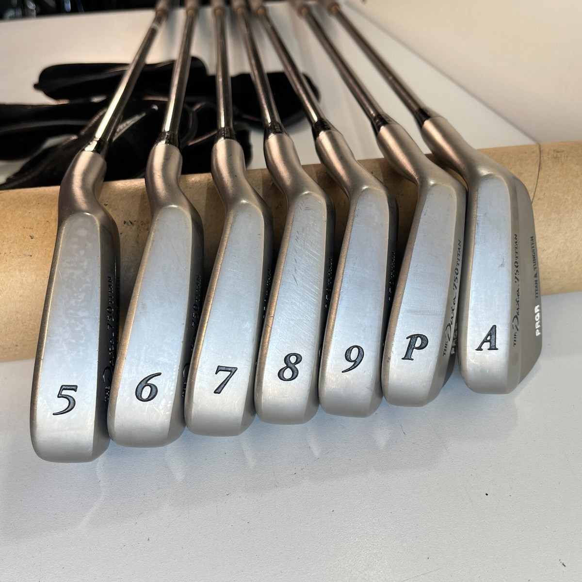 Prgr The Data 750 Iron Set 5-PW GW Graphite Stiff Flex M-40 w
