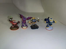 4 Pack Skylanders Figures Cynder, Pop fizz, Wind Up, Jet-Vac  #D22