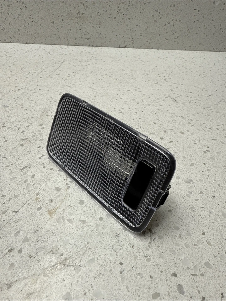 MAZDA CX-9 2016-2023 INTERIOR TRASERO MALETERO ÁREA DE CARGA LUZ LÁMPARA FABRICANTE DE EQUIPOS ORIGINALES G46M51440 Foto 3 de 4