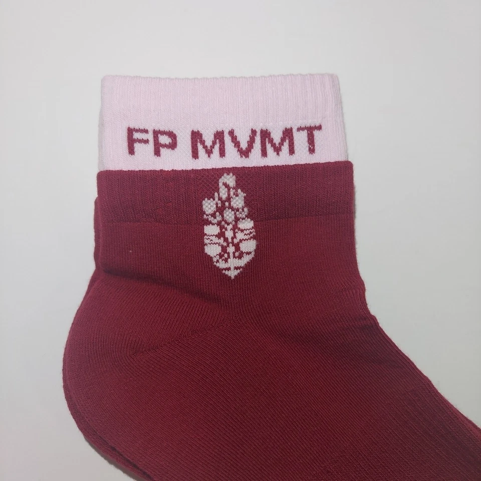 3 PARES - Calcetines tobilleros movimiento FP doble pila para mujer rojos Free People Foto 2 de 4