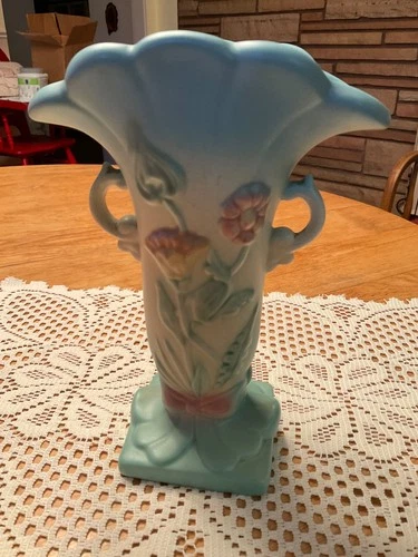 VTG HULL ART B-8-8 1/2, BLUEGREEN/PINK/CREAM BOW KNOT FLORAL VASE