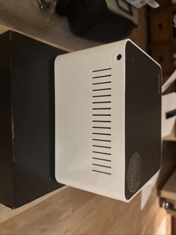 VuPoint Solutions Photo Cube w/Manual Great Condition - Image 2 of 4