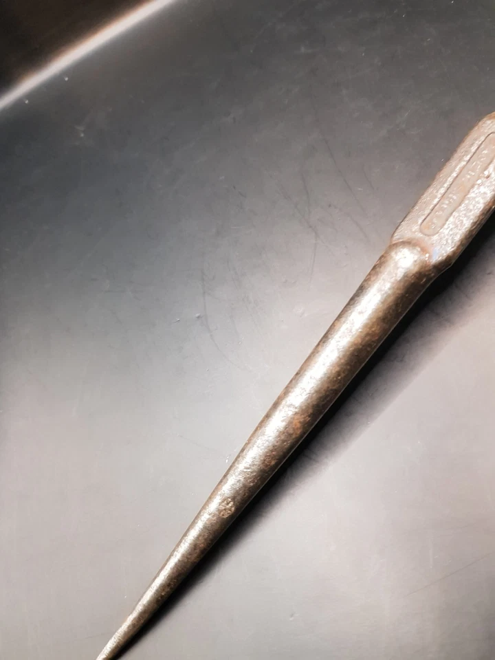 19mm Vintage English Snail Spanner scaffold wrench 1/2 W alignment bar Rat Tail  - Image 3 of 4