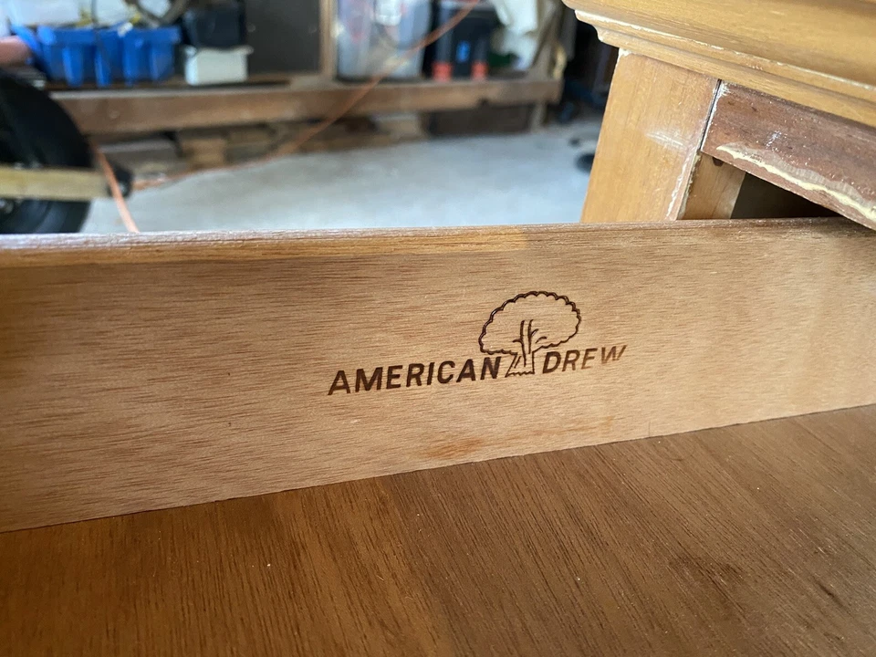 AMERICAN DREW Solid Hard Rock Maple Colonial / Early American Dresser - Image 4 of 4