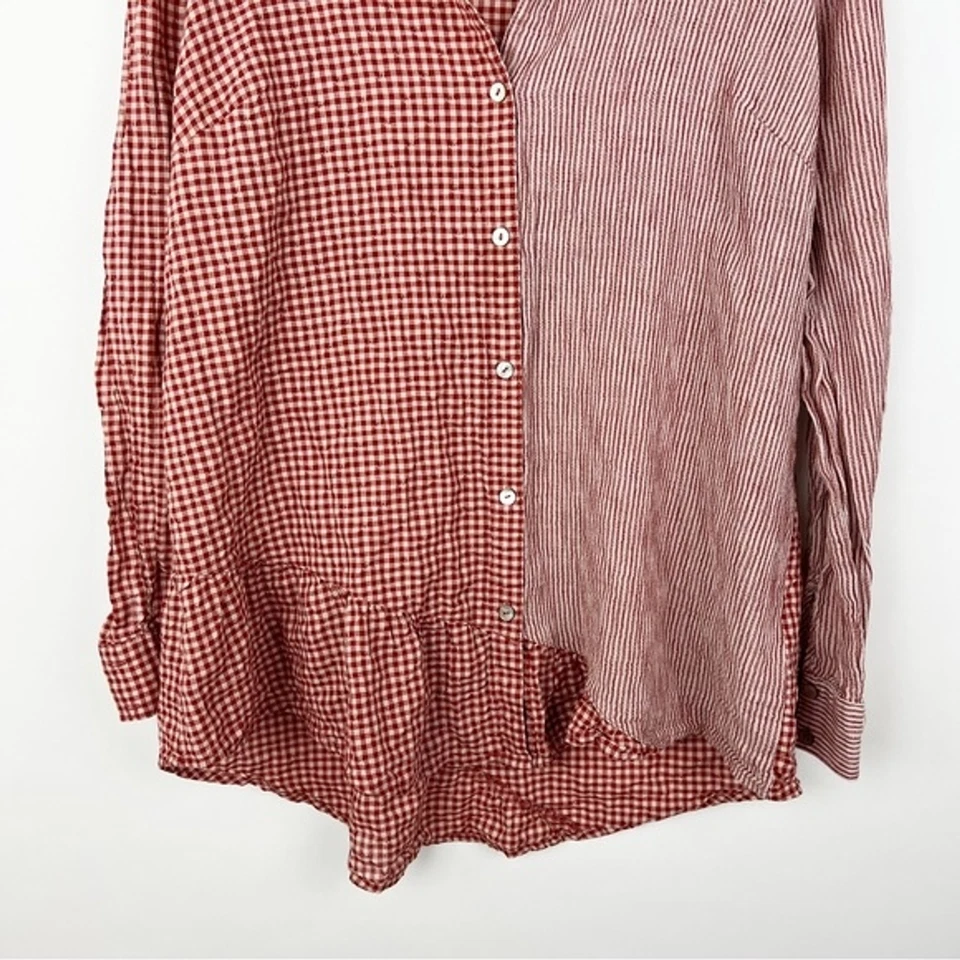 LOGO by Lori Goldstein Camisa Abotonada Talla S Gingham Dos Tonos Volantes Dobladillo Rojo Foto 4 de 4