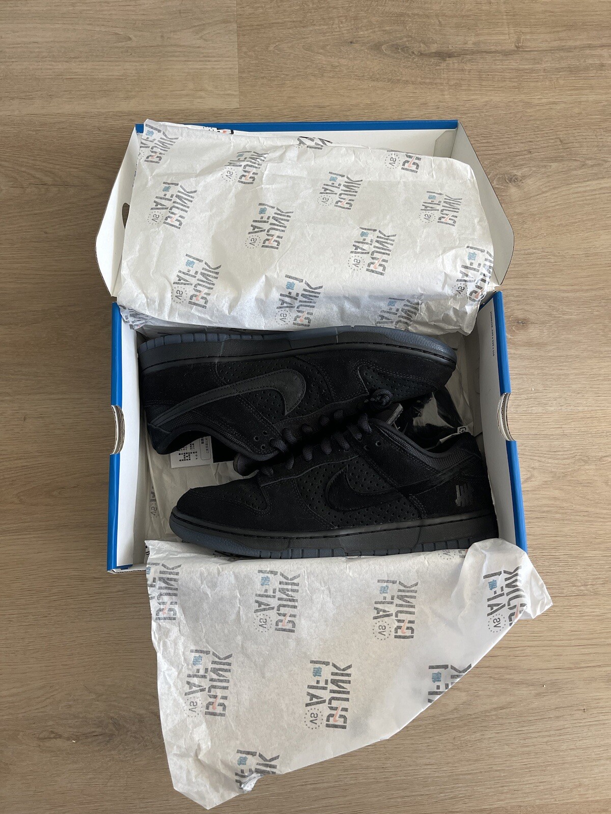 Size 10 - Nike Dunk Low x Undefeated Dunk Vs AF1 2021 VNDS Condition image 2