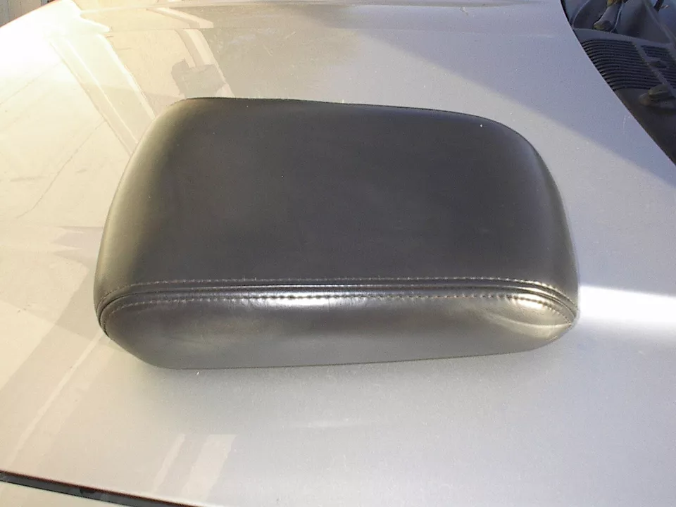 JEEP GRAND CHEROKEE wj, TAMPA DE CONSOLE CENTRAL DE COURO OVERLAND 99-04 wj - Imagem 3 de 4