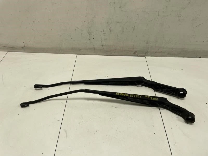 TOYOTA MR2 SPYDER 2001 LEFT/RIGHT FRONT WINDSHIELD WIPER ARM FACTORY - Image 2 of 4