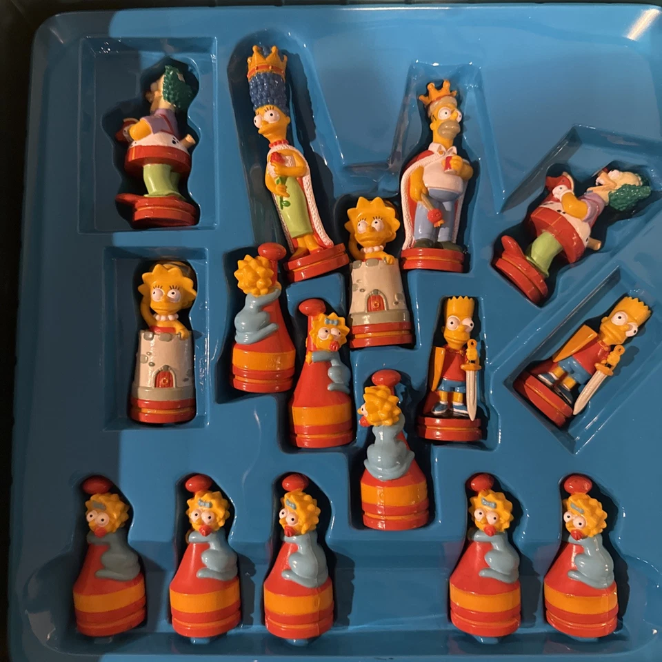 The Simpsons 3D Chess Set In Tin Box Cardinal Complete Set Vintage 1998 - Image 3 of 4