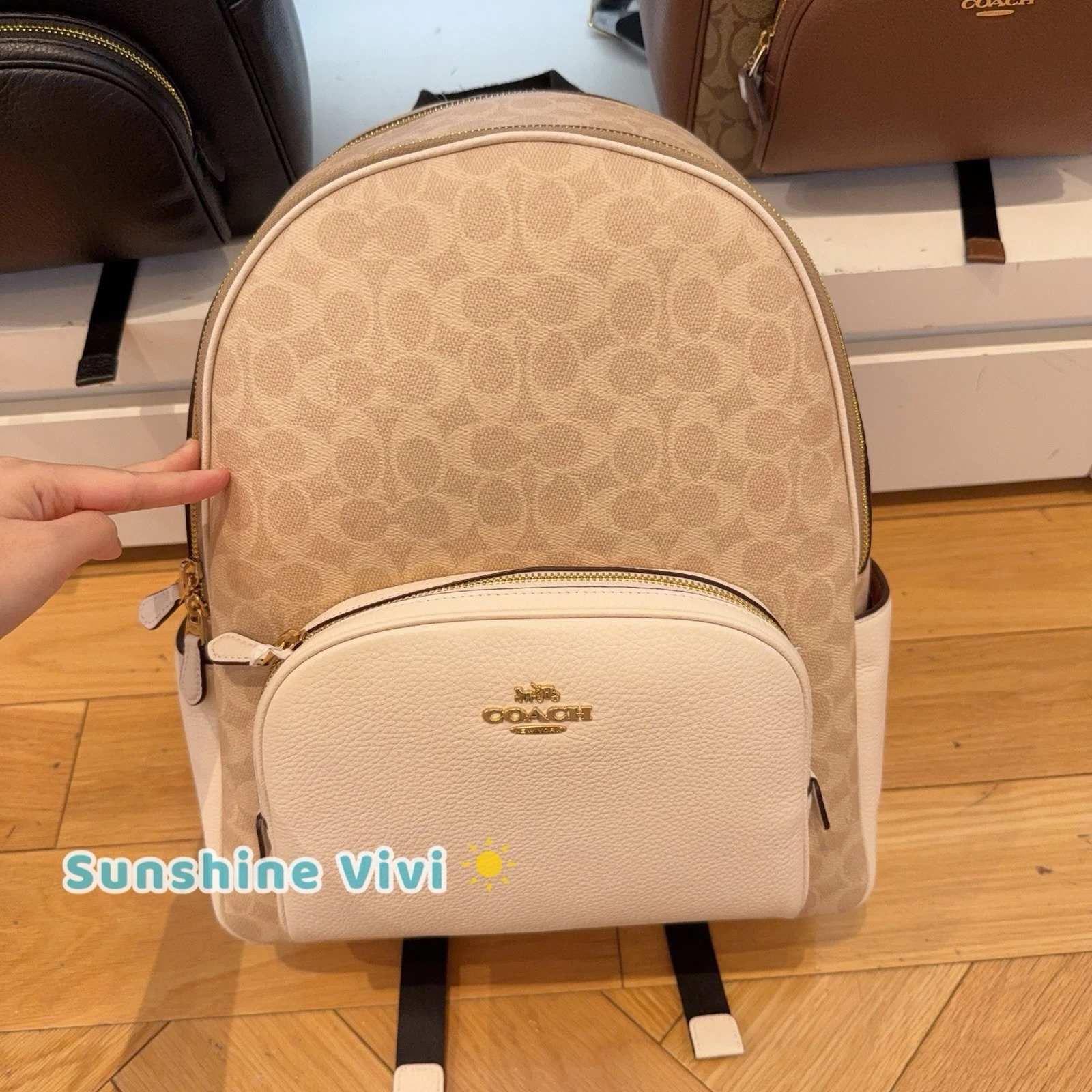 Zaino Coach grande corte nuovo con etichette in tela firmato CZ175 oro sabbia gesso