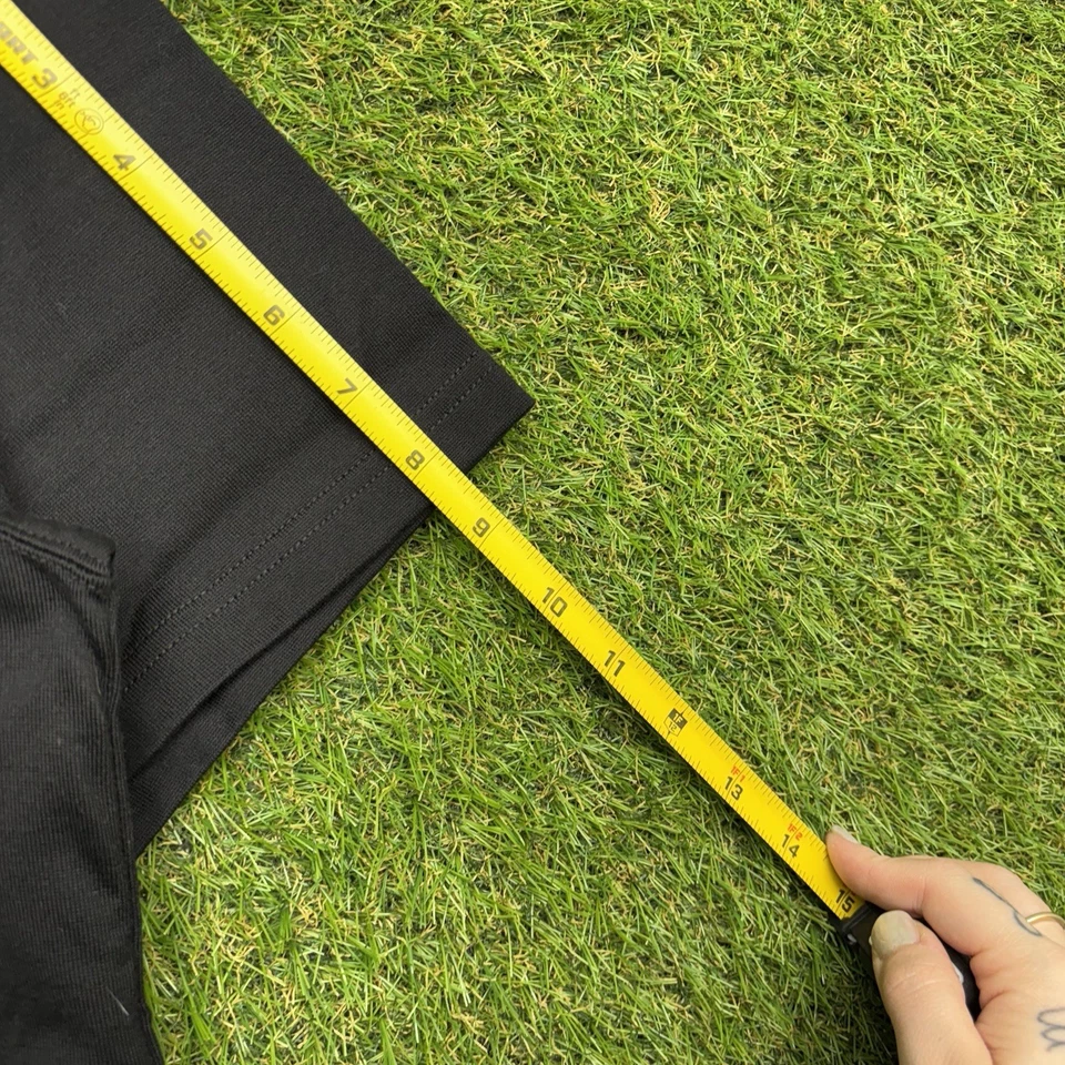 Camisa Mastermind World Para Hombre Mediana Firma Calavera y Huesos Cruzados Motivo Grunge Foto 4 de 4