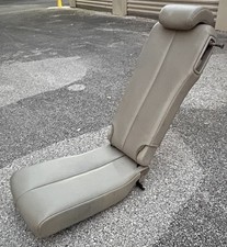 2011-2020 Toyota Sienna Middle Center Jump Seat 2nd Row Gray Leather Oem