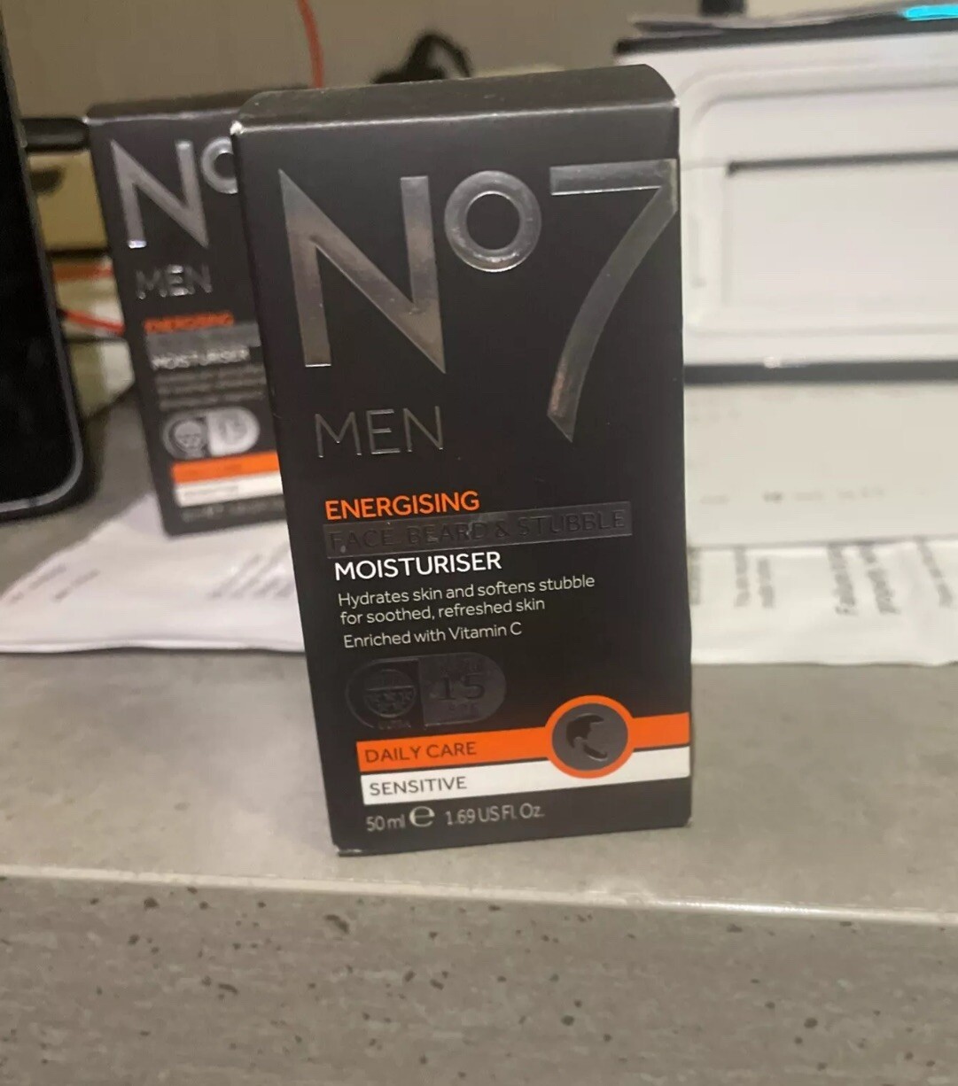 No7 Men Energising Face, Beard & Stubble Moisturiser SPF15 Daily  50ml