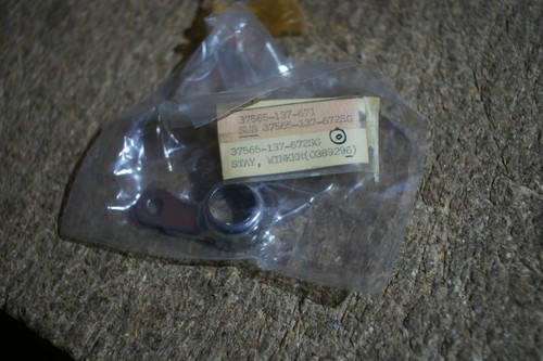 HONDA CT70 XL70 INDICATOR WARNING LIGHT ASSEMBLY CHROME 37565-137-672SG NOS - Picture 2 of 4