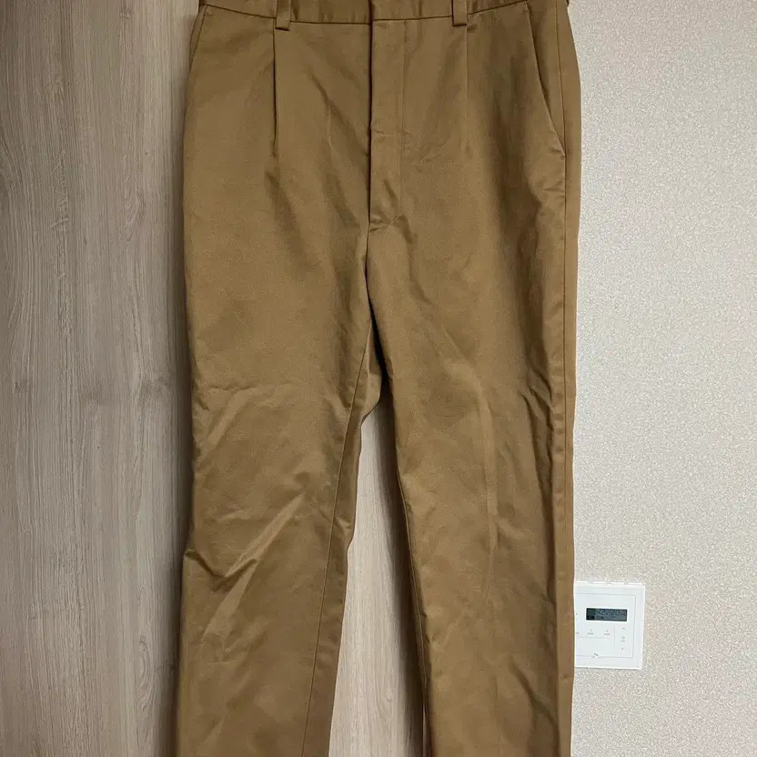 Balenciaga FW16 Beige Pants, Size 104cm, Excellent Condition thumbnail 3