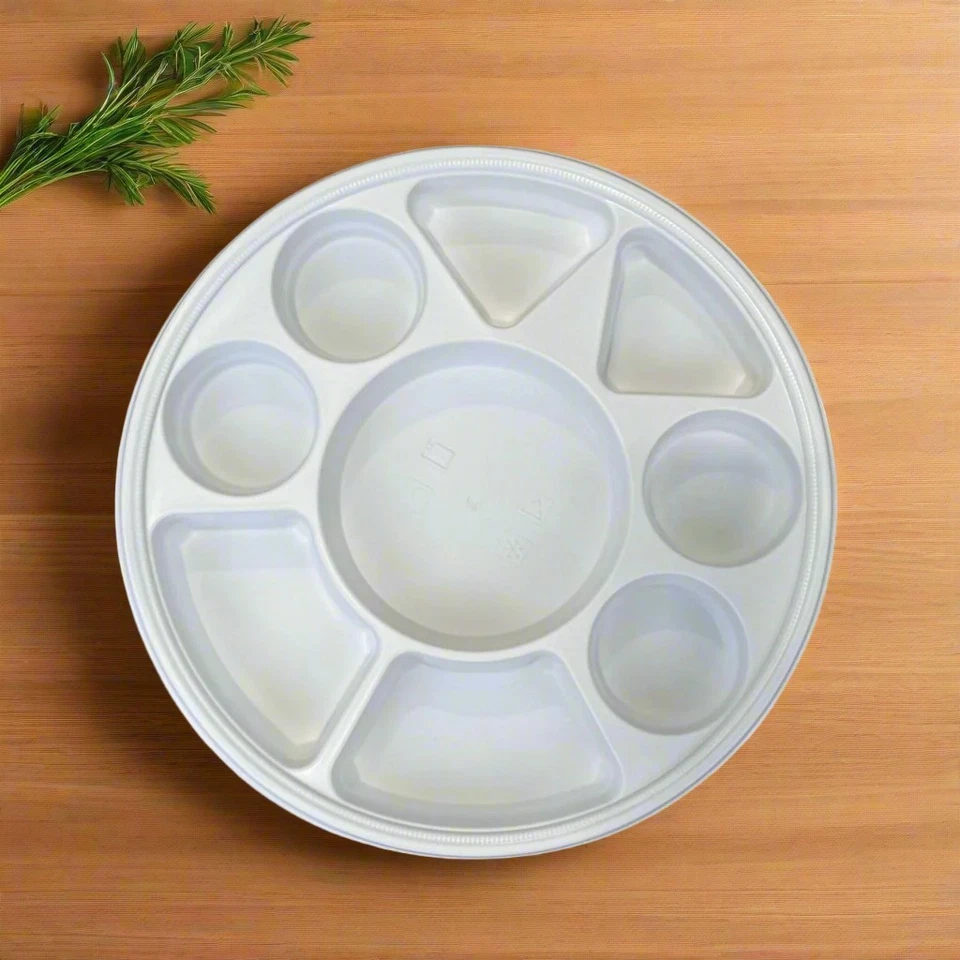 Disposable Round Plates Biodegradable BPA Free Microwave Safe 4 and9 Compartment - Image 3 of 4