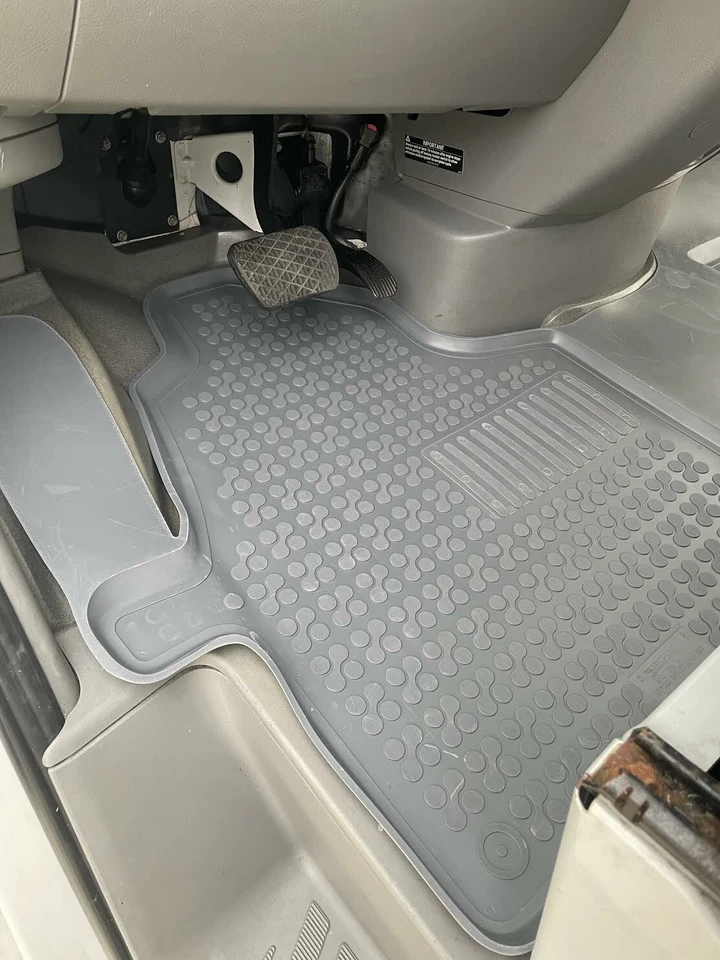 Floor Mat for Freightliner Sprinter 2007-2023 Cargo Only Van Liners Tailored Foto 3 de 4