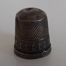Vintage Hallmarked Silver Thimble - James Swann & Son - 1929/30 - Birmingham