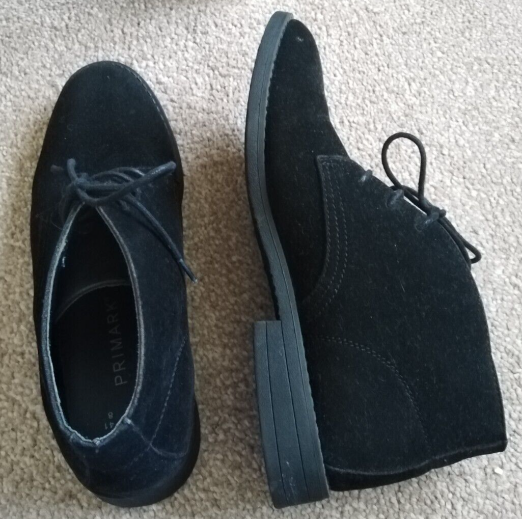 SIZE 7 BLACK LACE UP WALKING SHOES 1 INCH HEEL eBay
