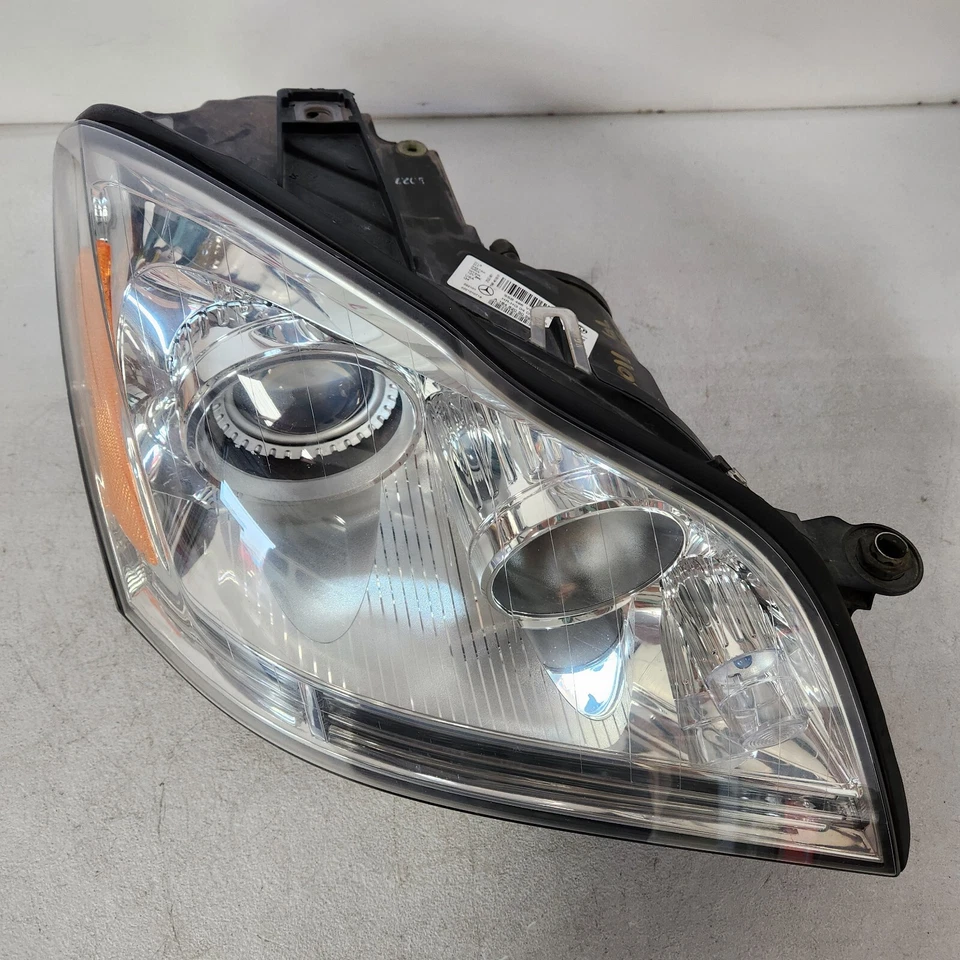 Conjunto de farol de xenônio dianteiro direito 10-12 Mercedes Benz GL450 passageiro fabricante de equipamento original - Imagem 4 de 4