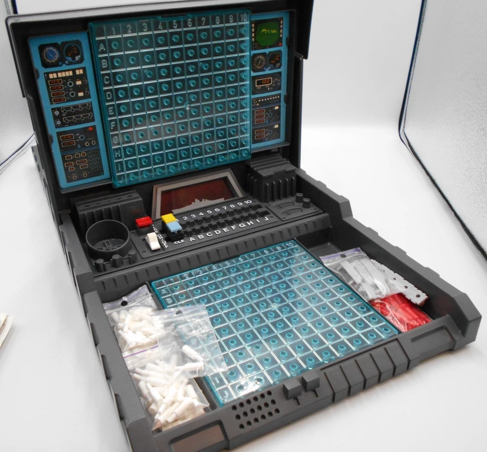 MB GAMES COMPUTER BATTLESHIP ELECTRONIC GAME POWERS UP PLEASE READ - Image 4 of 4