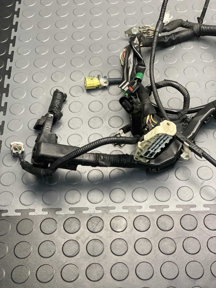 2005-2010 SCION TC RIGHT PASSENGER ENGINE BAY WIRE HARNESS CABLE OEM - Image 2 of 4