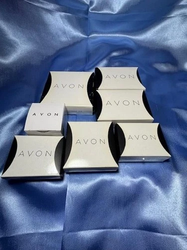 7 Vintage Avon Costume Jewelry Necklaces & Earrings 1980s-1990s, New in boxes