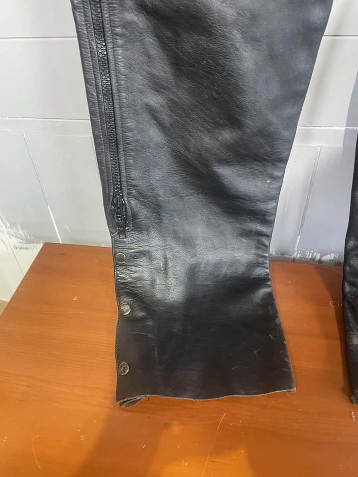 Joe Rocket Motorcycle Mens 34  Black Leather Pants Full Zip Snap Ankle Mot - Image 3 of 4