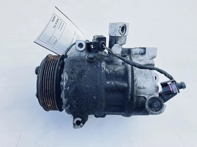 Volkswagen Passat 2016-2018 aire acondicionado compresor aire acondicionado Foto 3 de 4