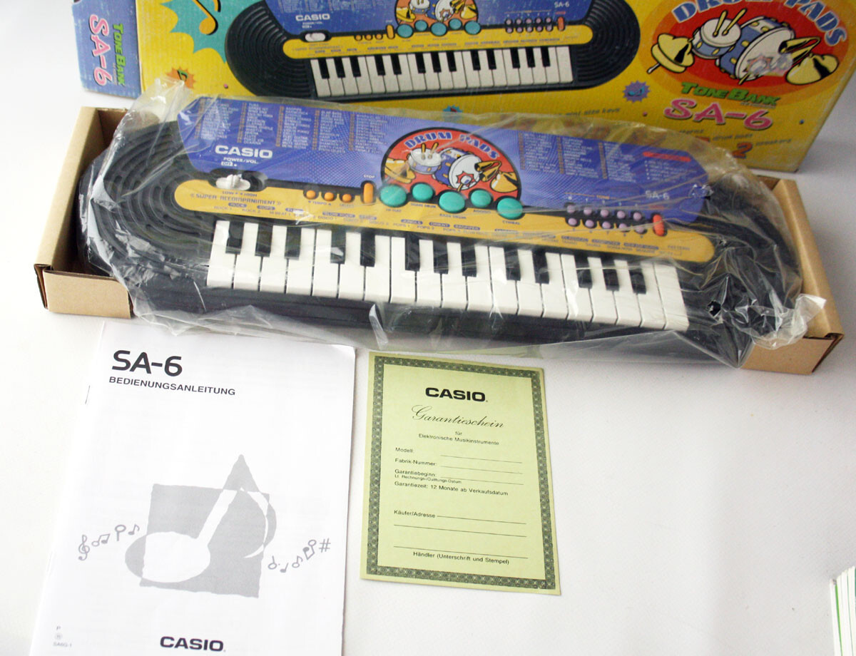 CASIO SA-610Q 189 80年代 RARE VINTAGE 80'S CASIO SA-6 DRUM PADS TONE BANK KEYBOARD 32
