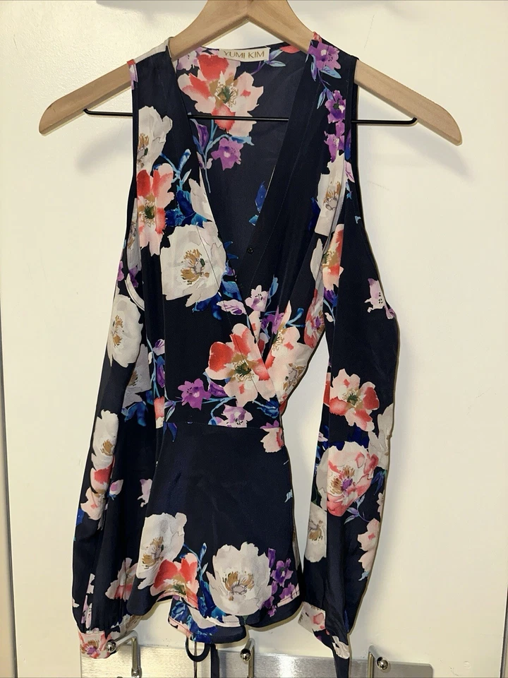 Yumi Kim Love Struck Silk Floral Cold Shoulder Rosewood L/S Wrap Blouse Size XS - Image 2 of 4