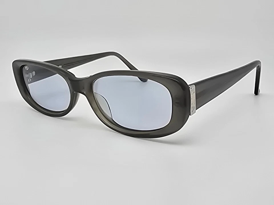 Gafas de sol Dita Mikado metálicas azules grises marco a rayas azul claro lentes ojo de gato Foto 3 de 4