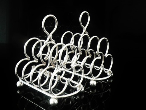 Pair Heavy Sterling Silver Toast Racks, Goldsmiths & Silversmiths Co Ltd 1906 - Picture 7 of 12