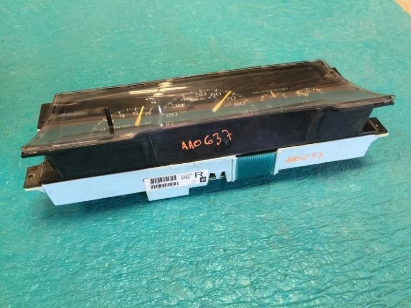 95 96 97 98 99 00 Tahoe K2500 K3500 5.7L Used Speedometer MPH US Cluster 166k - Image 2 of 4