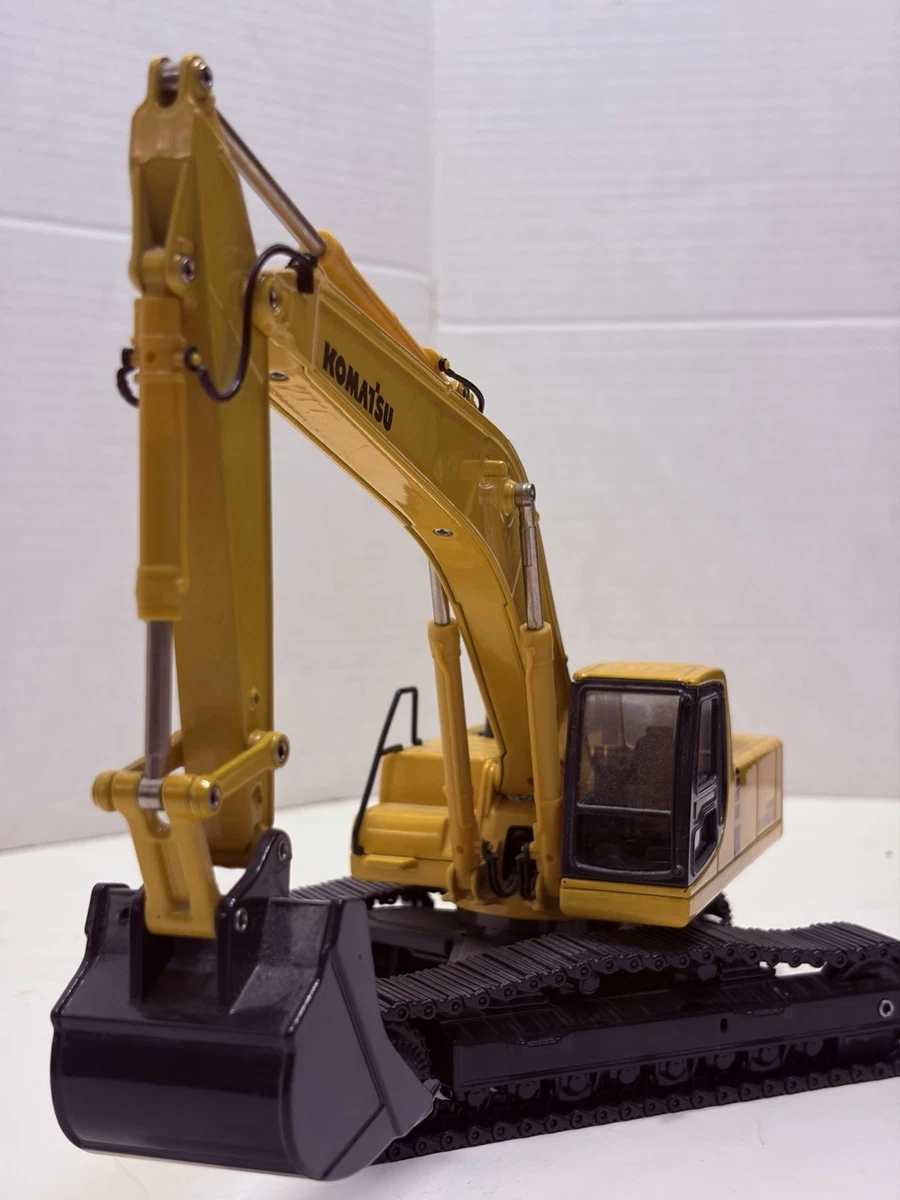 粟*地様 KOMATSU PC18MR ミニチュアモデル 1/32 イタリア製 Preços baixos em Komatsu Veículos de brinquedo em metal fundido