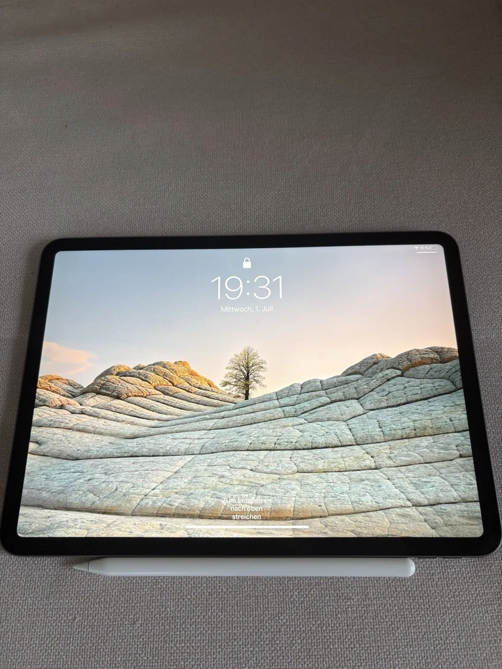 Apple iPad Pro 11-inch (1st generation) · 64GB · Wi-Fi, Foto 2 von 5
