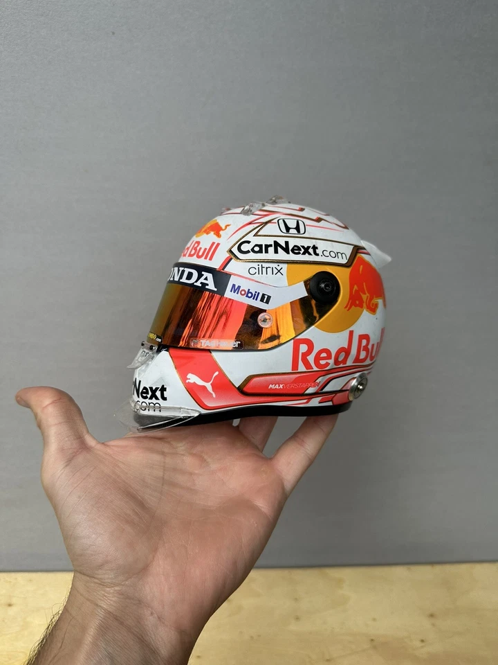 casco helmet 1/2 Max Verstappen Red Bull 2020 - Immagine 2 di 4