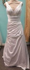 Beautiful Slender Column Sheath Line White Wedding Dress 