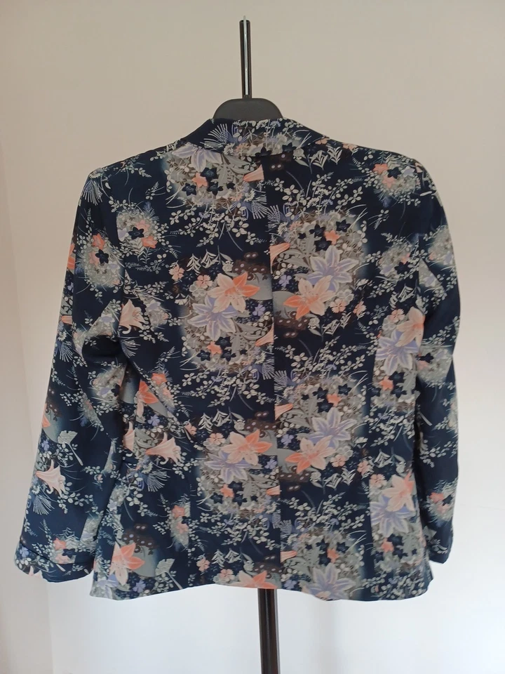 Oasis Jacket Size 8 Blue Floral Blazer Excellent Condition - Image 2 of 4