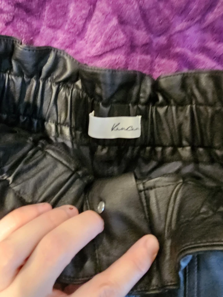 KanCan Los Angeles Faux Leather Paperbag Waist Black Shorts M Stretchy NWT - Image 2 of 3