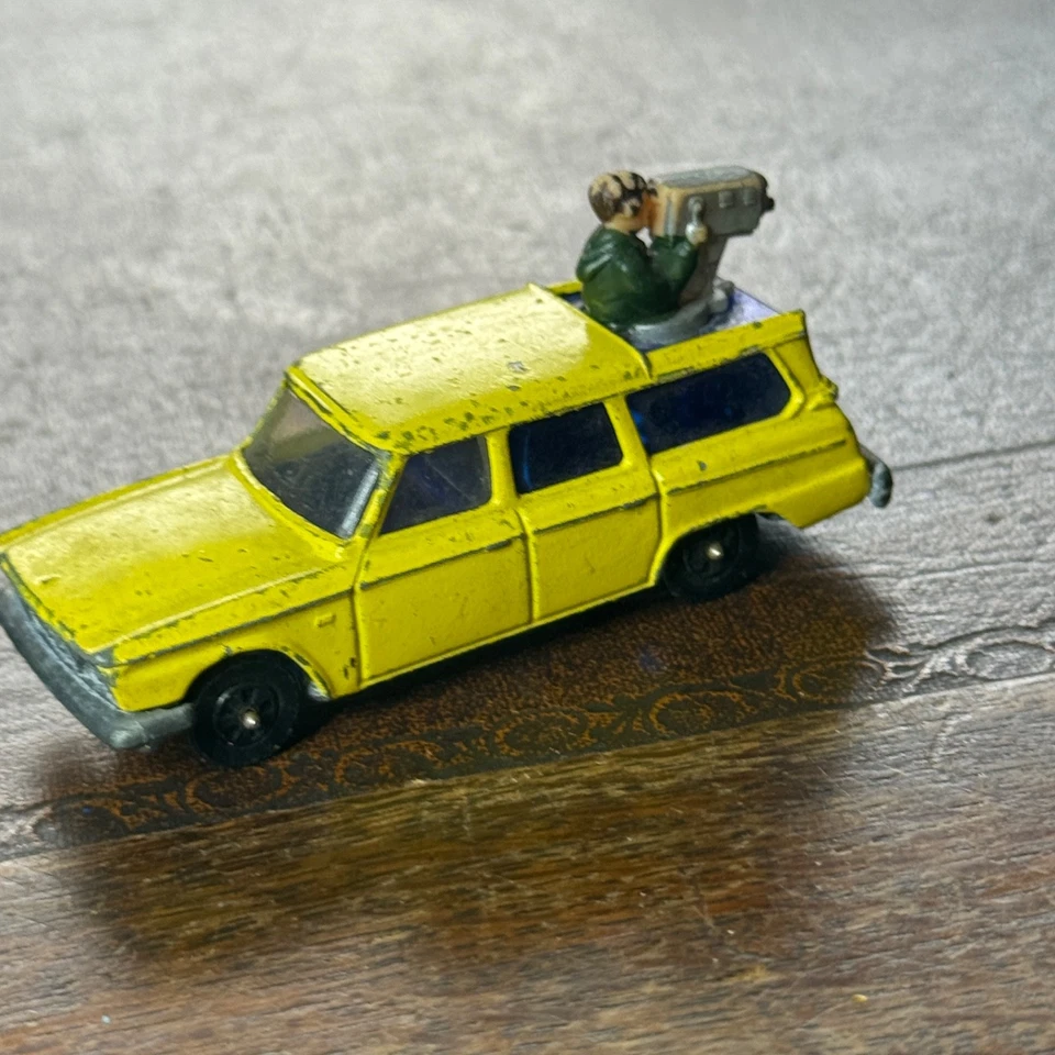 Vintage Corgi Whizz Wheels Studebaker Wagonaire (postage Combined) - Image 2 of 3